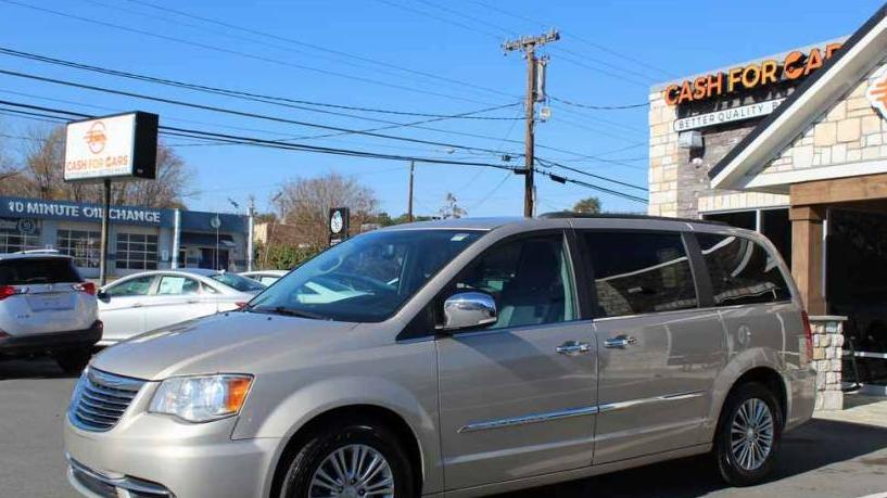 CHRYSLER TOWN AND COUNTRY 2016 2C4RC1CG1GR208045 image